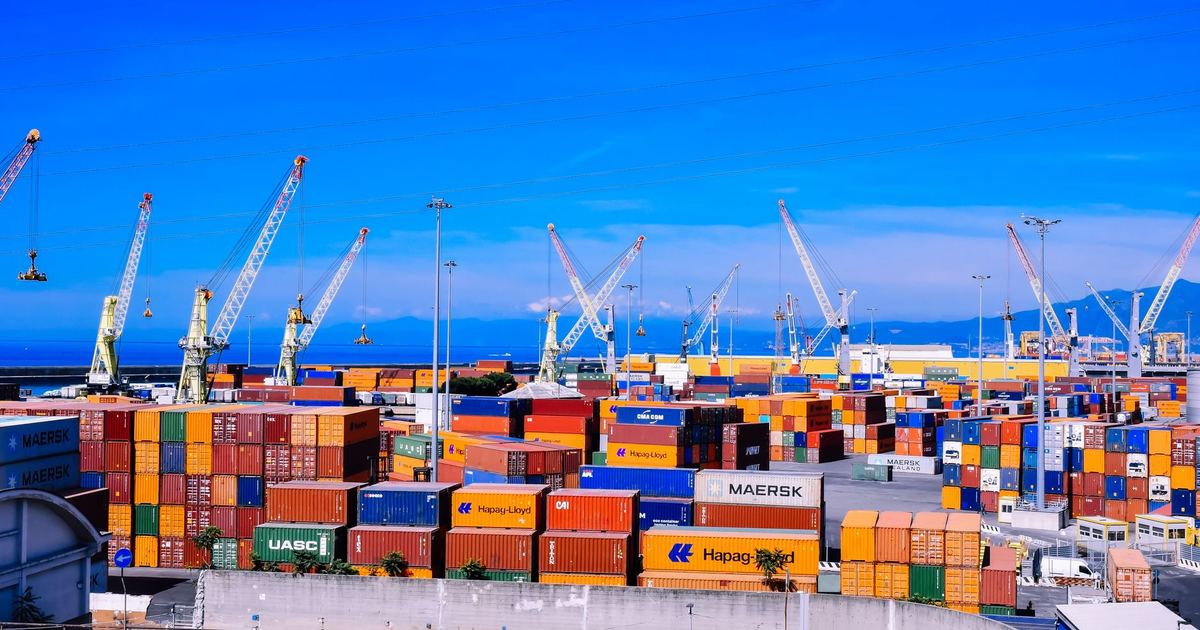 Incoterms thường dùng trong xuất nhập khẩu: Phân định chi phí và rủi ro từ EXW đến DDP